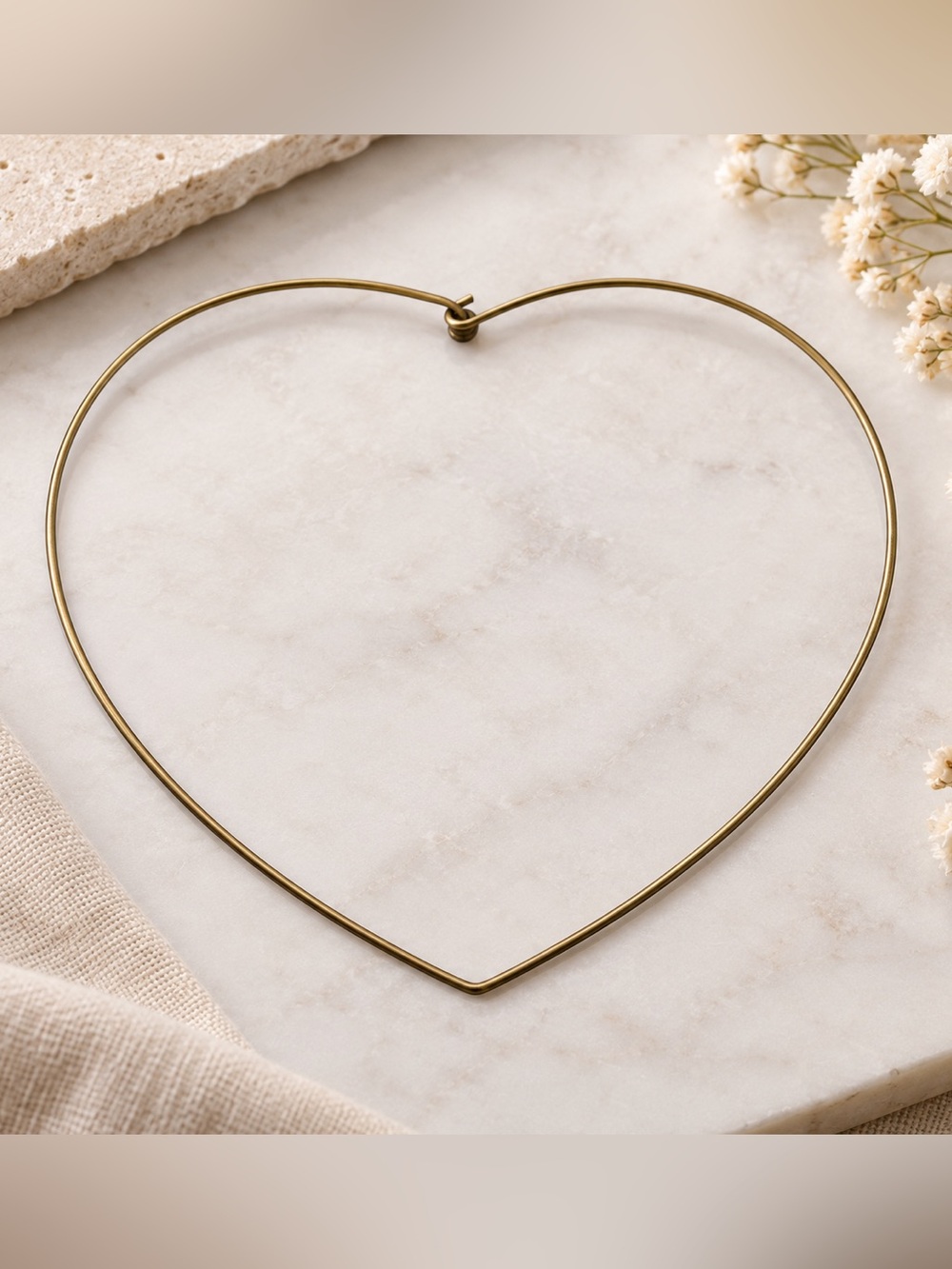 Metal Heart Choker Necklace in Antique Gold‎